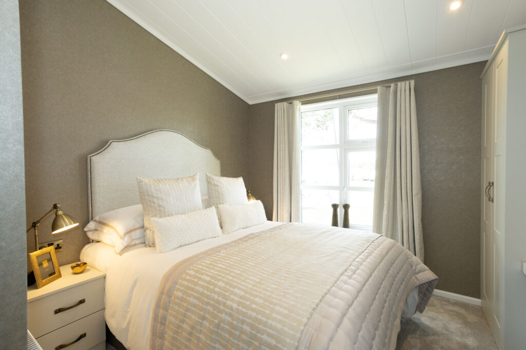 2025 Prestige Phoenix park home bedroom