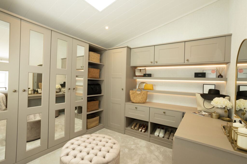 2025 Prestige Phoenix park home dressing room